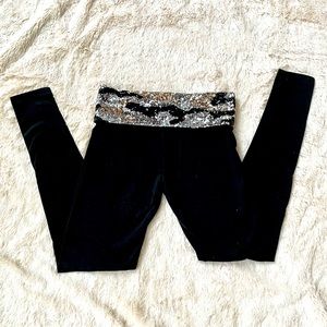Pink Victoria’s Secret’s leggings